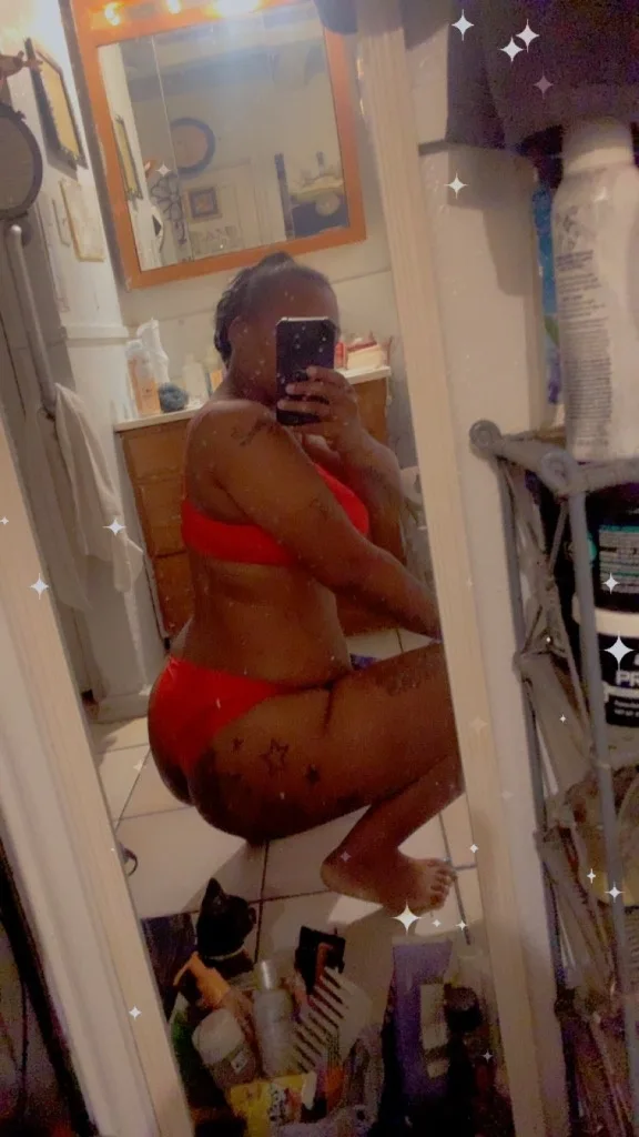 Stay Wet and Ready For You - Photo 2 | Escort in DFW