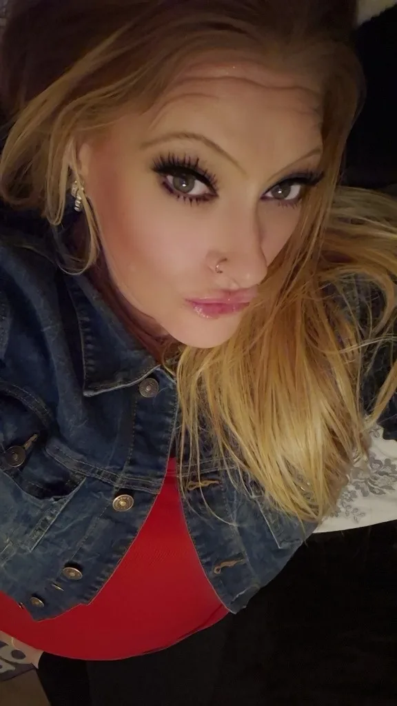 Mature, Classy & Experienced Independent & Discreet - Photo 2 | Escort in Fort Worth