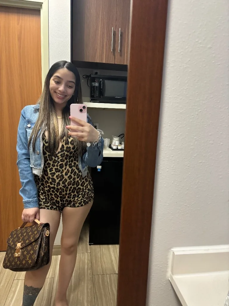 Cute Mixed Petite w Ass INCALL CYPRESS AREA