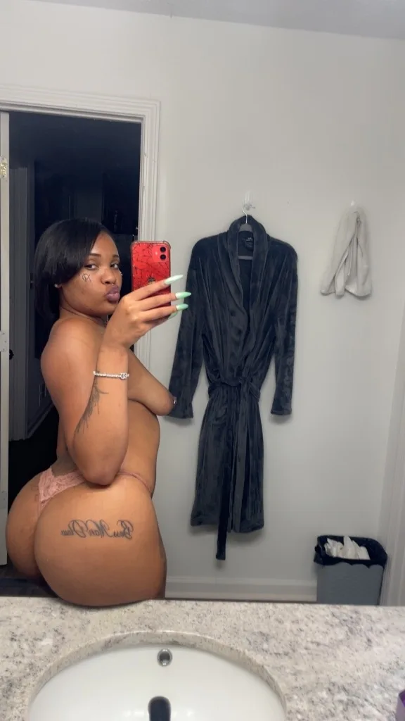Squirting pussy redbone - Photo 6 | Escort in Near hobby