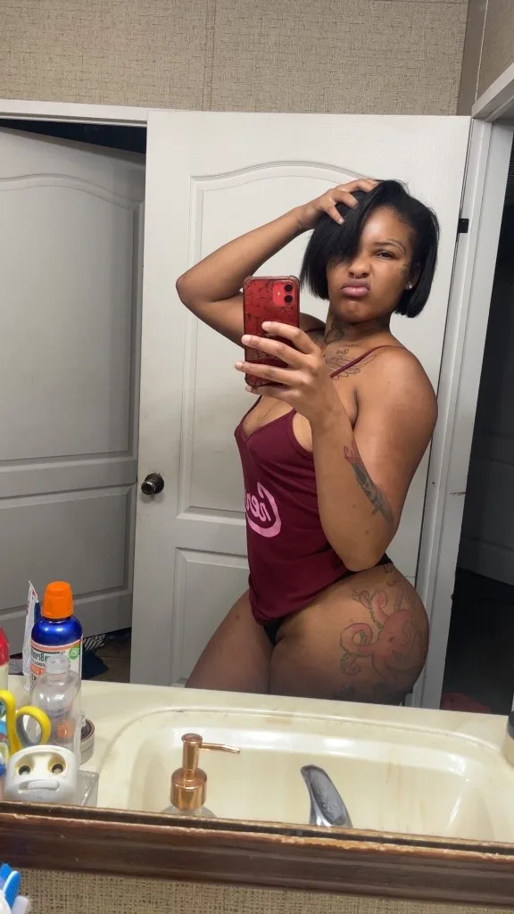 Squirting pussy redbone - Photo 9 | Escort in Near hobby
