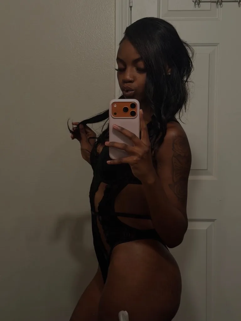 Incall & Outcall - Photo 1 | Escort in Southwest