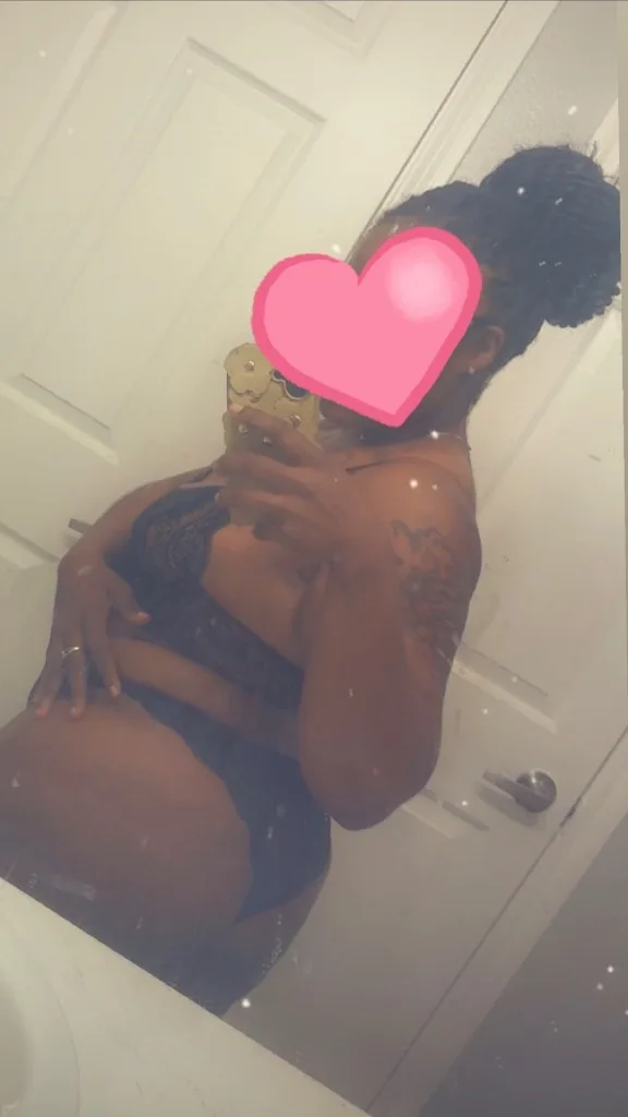 COME GET SOME THICK GIRL LOVING - Photo 5 | Escort in Corpus Christi