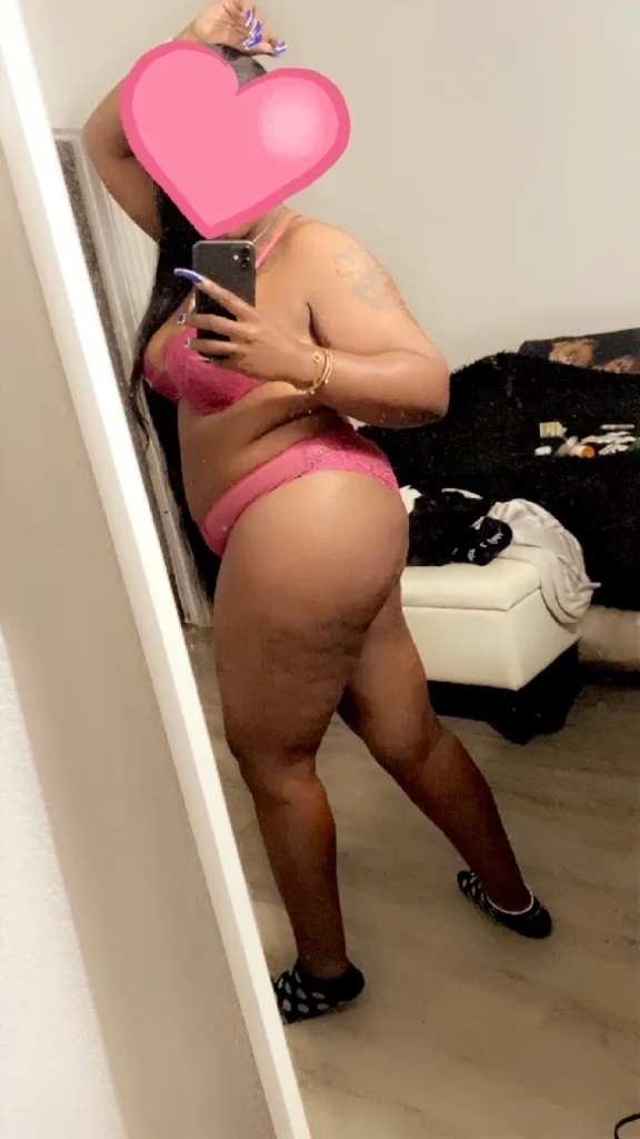 COME GET SOME THICK GIRL LOVING - Photo 3 | Escort in Corpus Christi