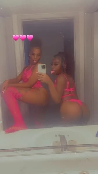 two girl special🤭🤭 - Photo 4 | Escort in 59
