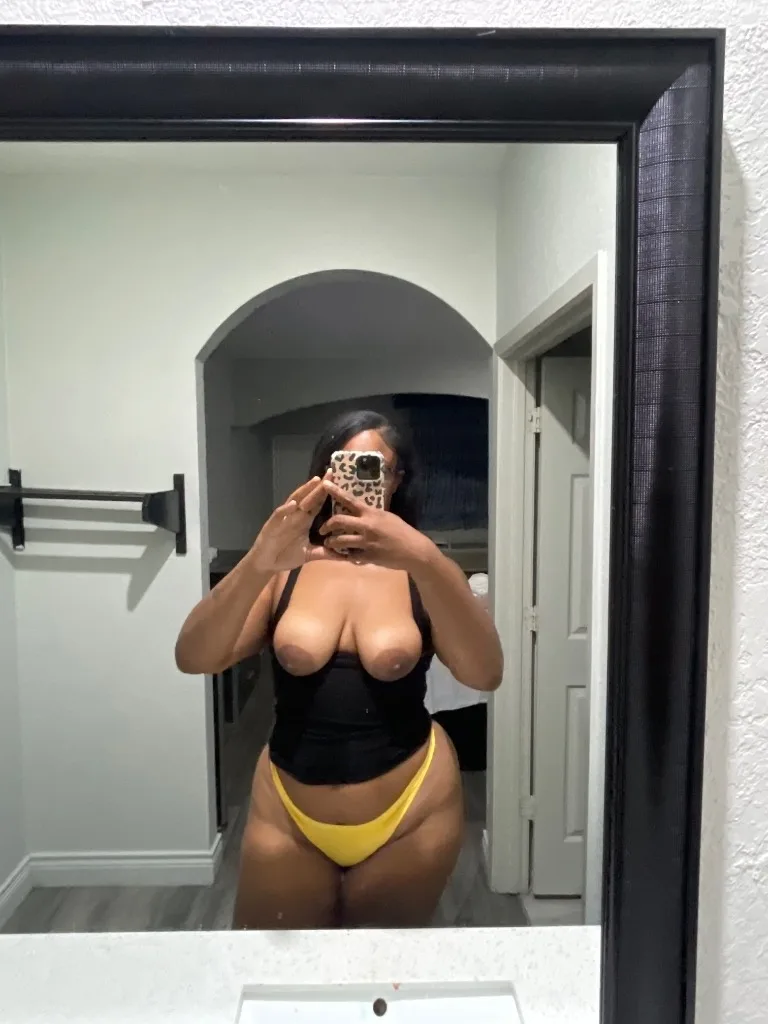 MS. STAILLION!💋 IM DOING INCALL &amp; OUTCALL SPECIALS, OUTCALL SPECIALS, OUTCALL SPECIAL! ❗LET ME GET YOU RIGHT TONIGHT DADDY! 😏