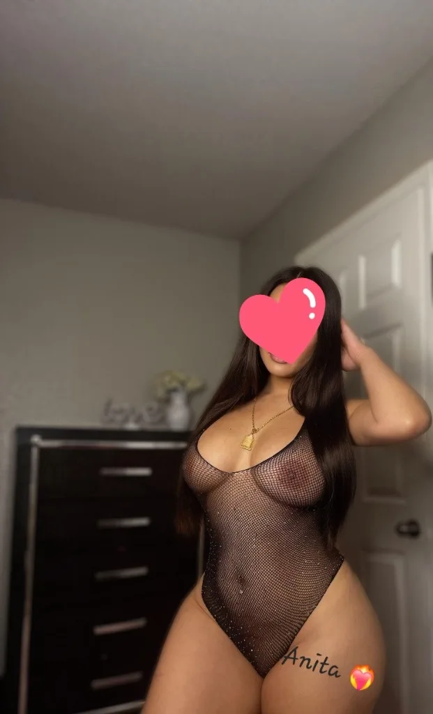 Latina caliente - Photo 2 | Escort in Springs valley