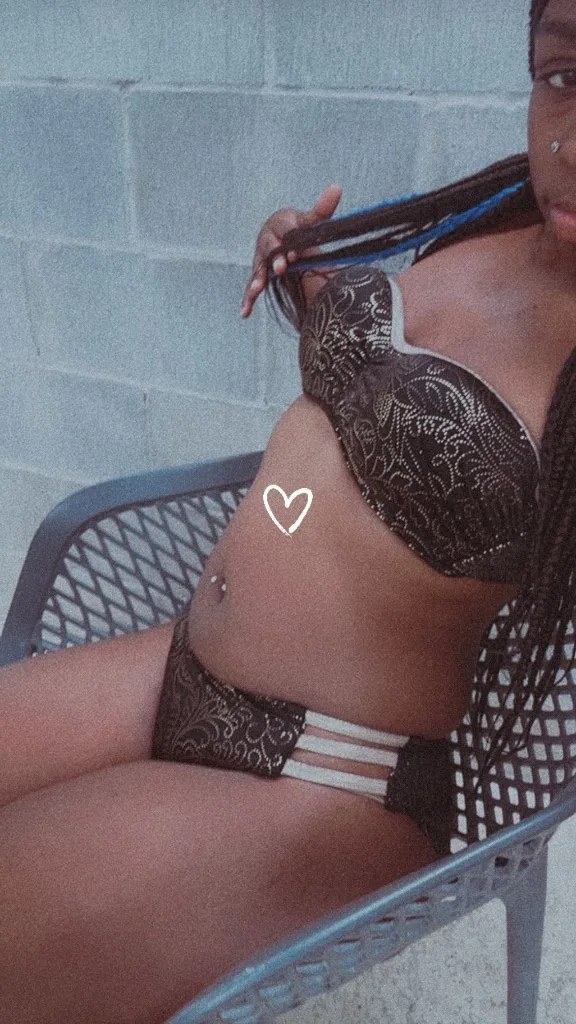 lets have fun 🤎🥳 - Photo 3 | Escort in Greenville Tx