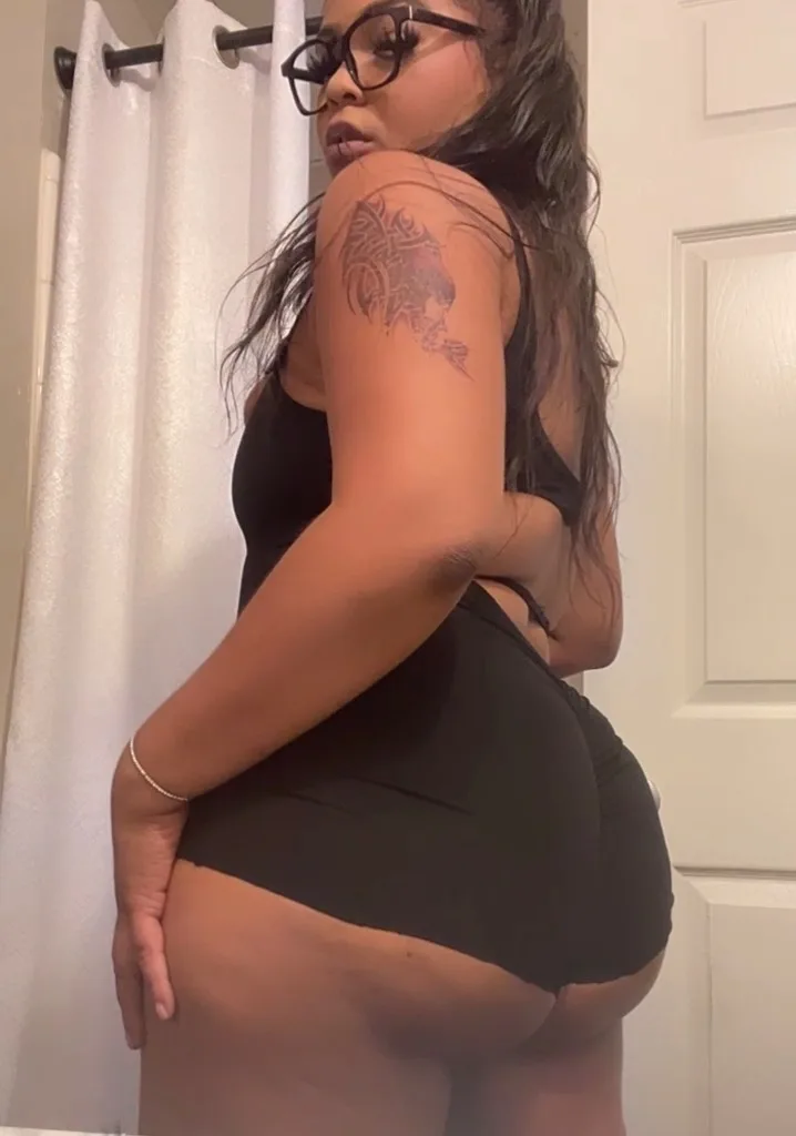 NO RUSH! UP NOW !! !! 5ft 4in !! ExOtic N JuicY Short N Sweet Phat A$$ - Photo 5 | Escort in Nw Dallas