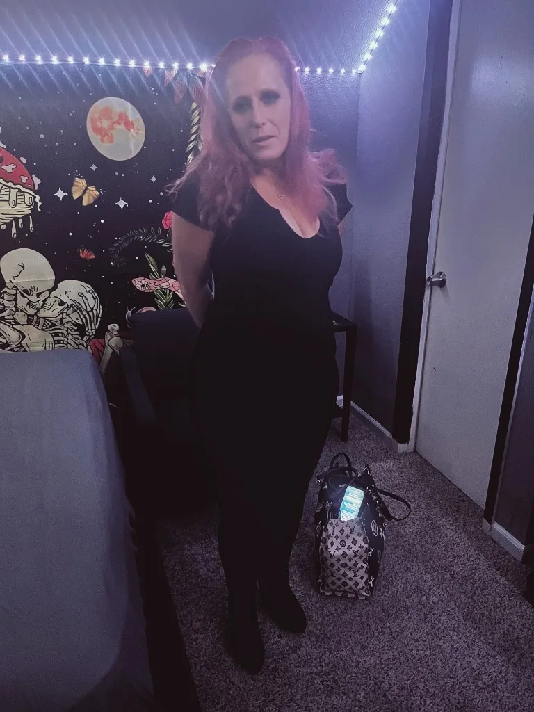 BIG BOOTY MILF - Photo 8 | Escort in Addison