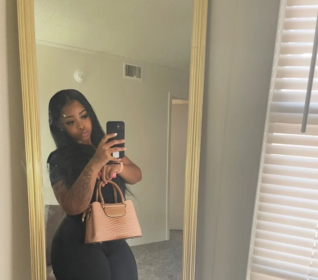 addictive charm - Photo 2 | Escort in Houston
