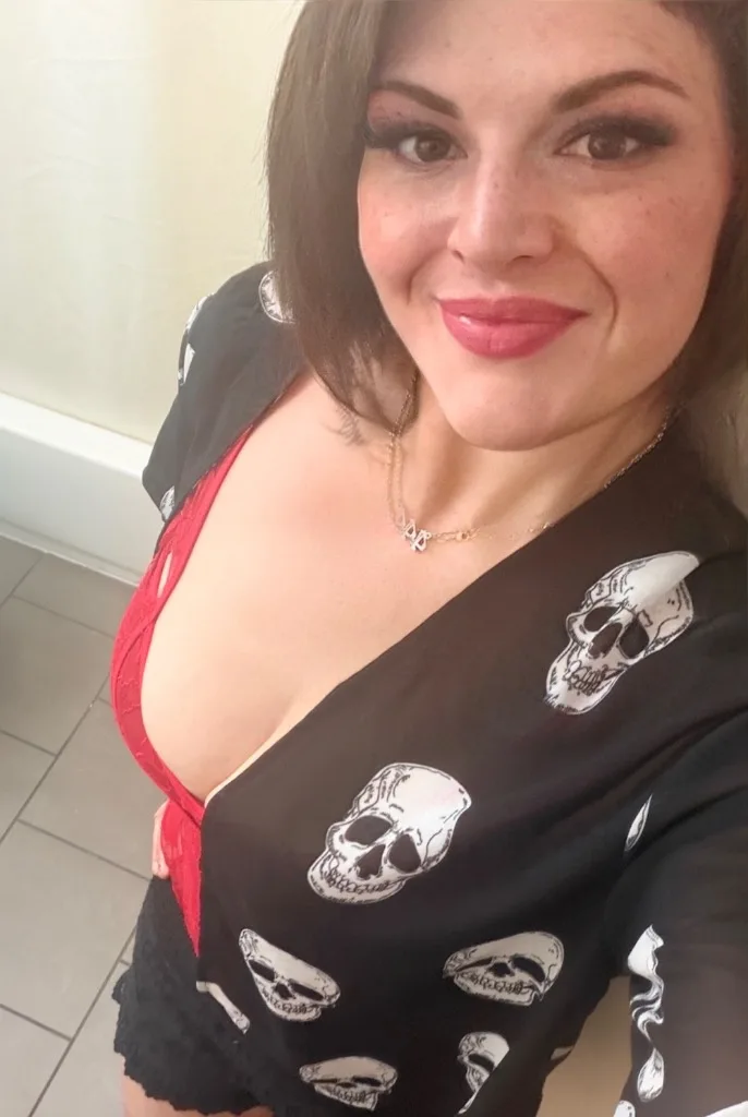 ‍Natural MILF & 25 yr old pawg available all day and tonight. friday double trouble - Photo 2 | Escort in Medical ih 10