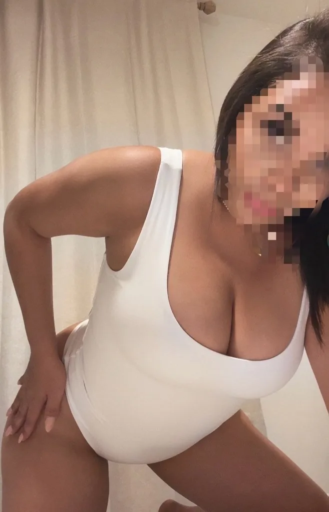 Outcall - Photo 8 | Escort in Centro
