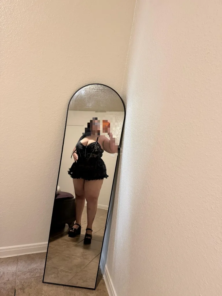 latina Rica llevo caliente todo el dia 🫣Podrias Ayudarme Amor Ansiosa de tenerte dentro de mi Te Espero En Mi Cama - Photo 7 | Escort in Pasadena