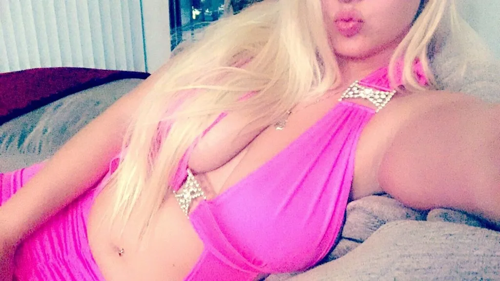 💦💦Treat yourself don’t Cheat yourself 💋