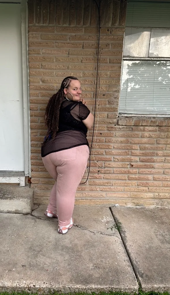 Secy Bbw Here To Have Fun - Photo 7 | Escort in East Houston Road