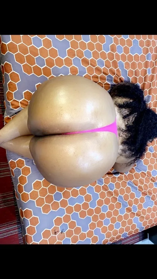 ⭐YOUR SILKY SOFT BBW CARAMEL HONEYPOT🍯🍭 THICK THIGHS PRETTY EYES👀✨CRAZY THROAT