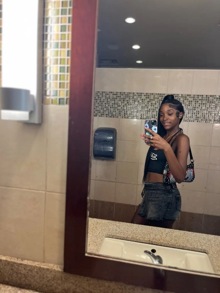 OUTCALLS ONLY - Photo 4 | Escort in Surrounding areas