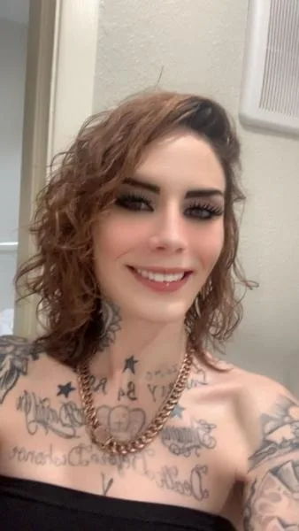 🩷Outcalls ONLY Kamdynn Luxx Pretty enough to catch your eye. Wicked enough to keep it. 🩷 - Photo 3 | Escort in Irving