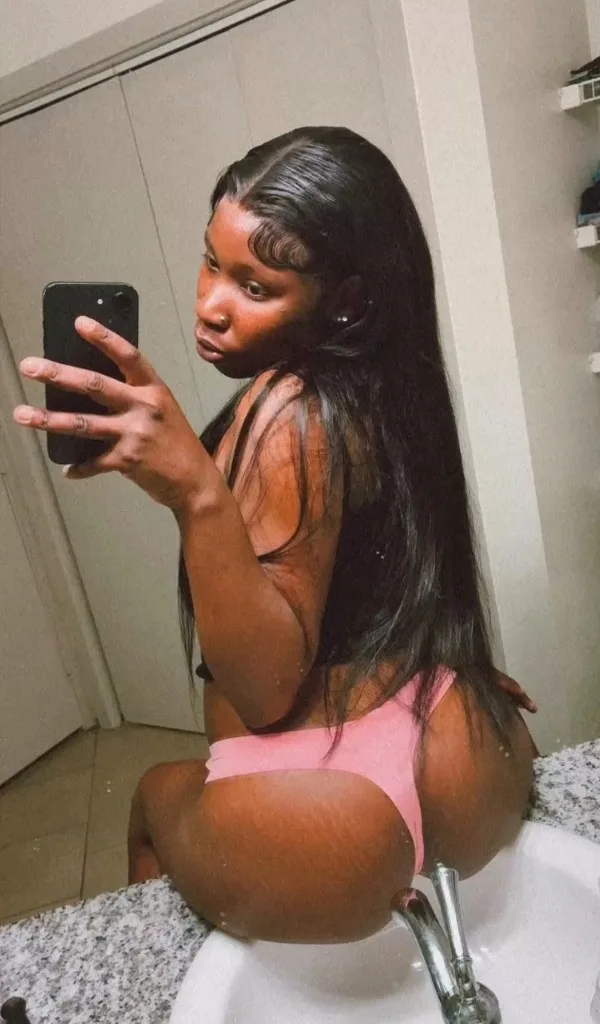 Sexy Slim Chocolate ~ - Photo 2 | Escort in Mesquite