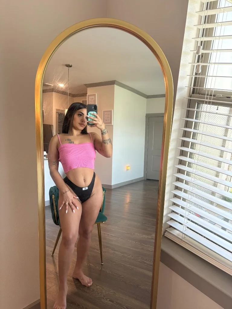 latina 🥰 - Photo 2 | Escort in Odessa Midland Kermit Monahans Crane
