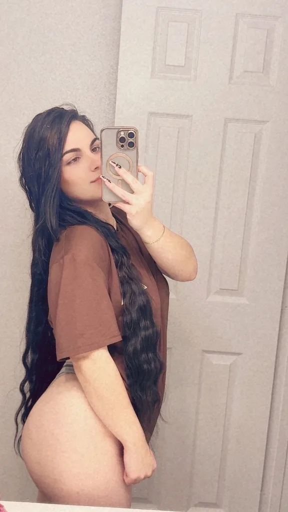 New Latina Girl in Town