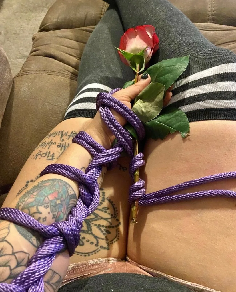 Looking for hookups! In/Outcalls, Phone Sex &Premium homemade Content - Photo 3 | Escort in San Antonio