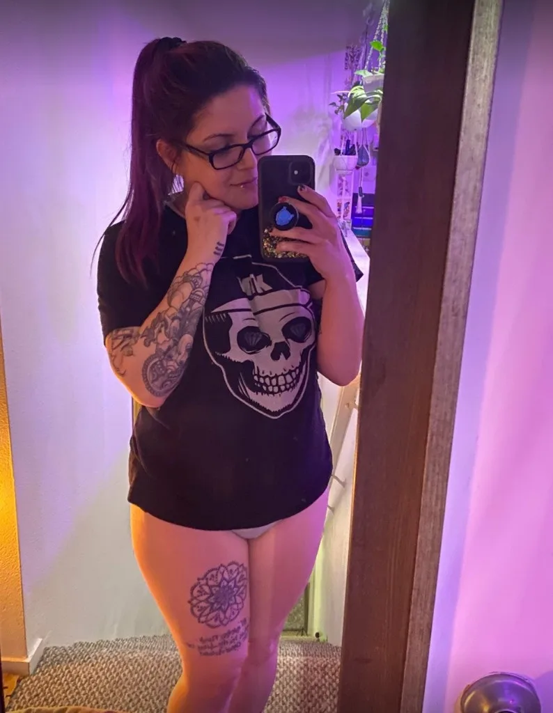 Looking for hookups! In/Outcalls, Phone Sex &Premium homemade Content - Photo 5 | Escort in San Antonio