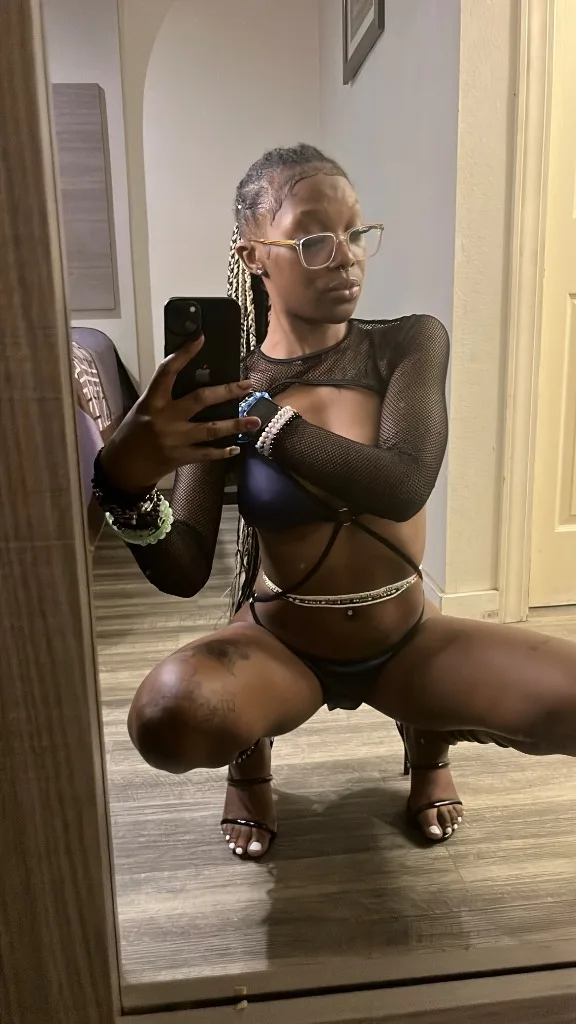 Incalls (No Bare) - Photo 3 | Escort in North