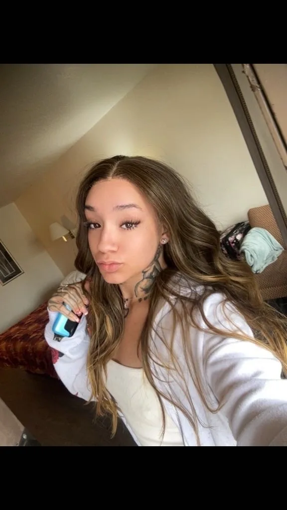 professional plus 1 - Photo 3 | Escort in Irving