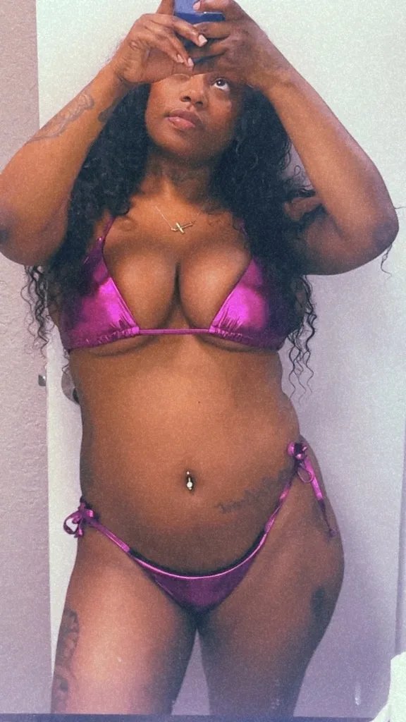 PRETTY BROWN - Photo 5 | Escort in Katy