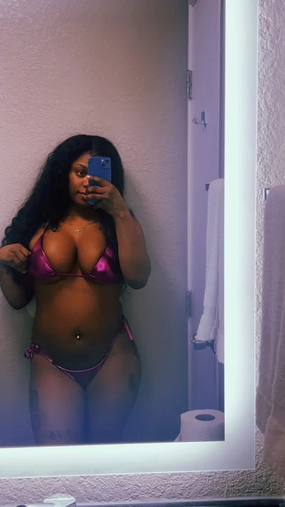 PRETTY BROWN - Photo 7 | Escort in Katy