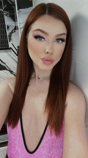 sexy redhead - Photo 5 | Escort in Victoria