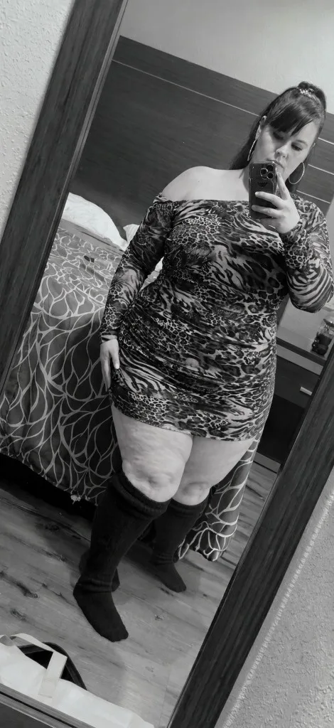 WARNING VERY ADDICTIVE SCHEDULE WITH CAUTION - Photo 2 | Escort in Galleria area