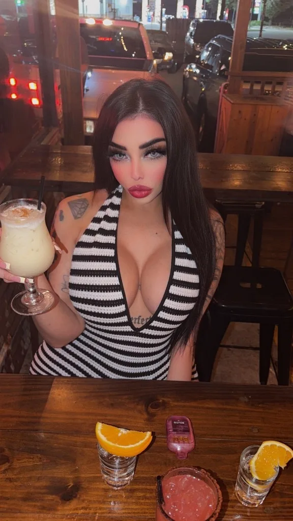 DISPONIBLE/AVALAIBLE NOW - Photo 11 | Escort in NORTH HOUSTON