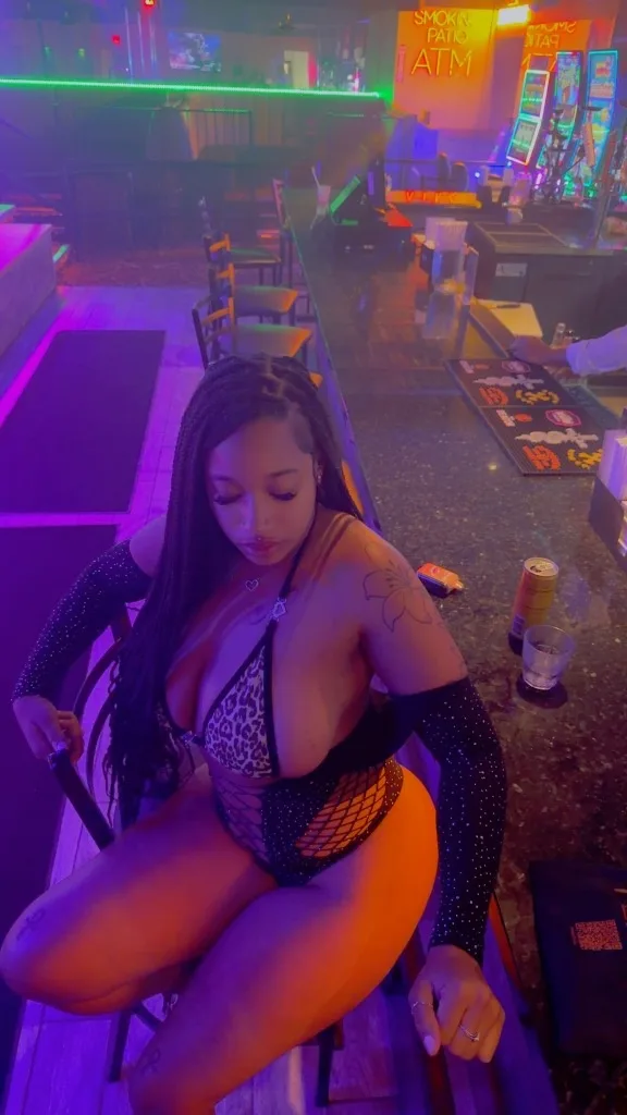 outcalls n incalls - Photo 3 | Escort in Houston