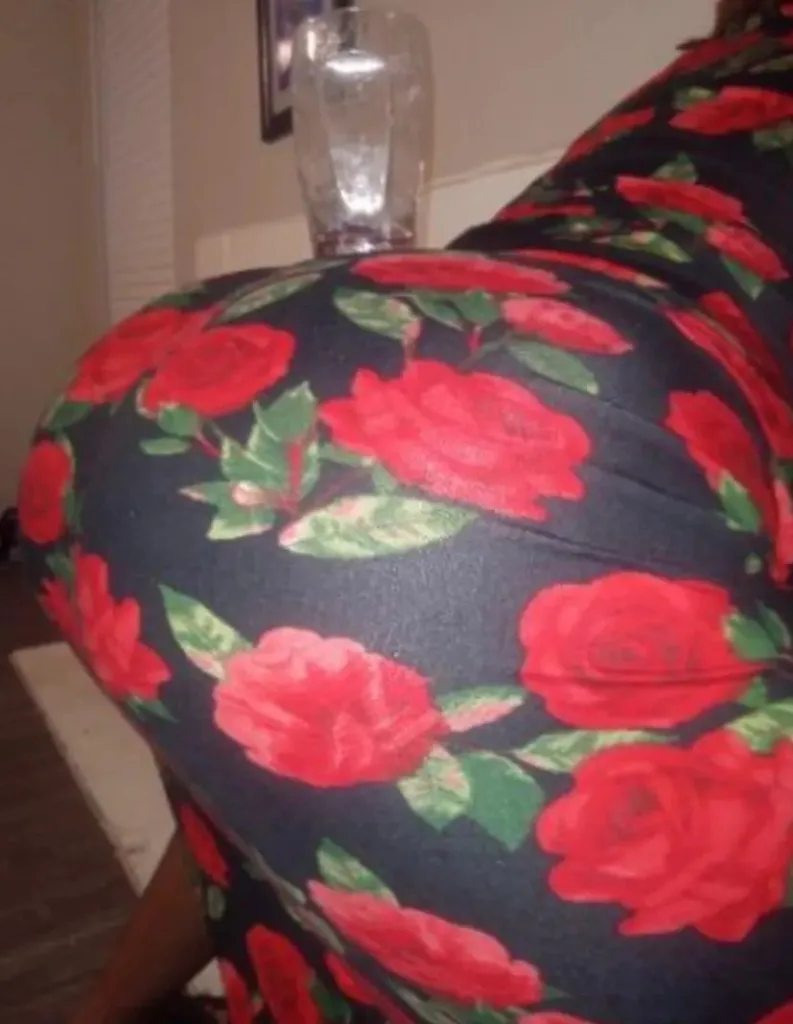 specials ft shows content in call hour room - Photo 7 | Escort in Houston