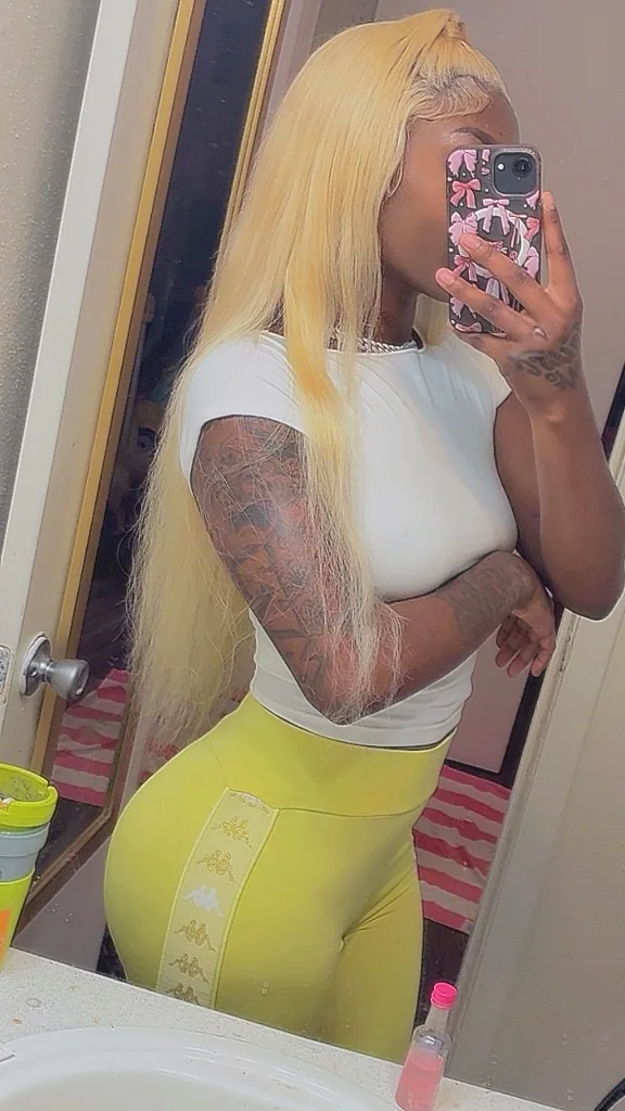 600 2 girl available Excellence, hygiene, and privacy. Only for respectful, serious gentlemen. DM me. - Photo 3 | Escort in Nrg area
