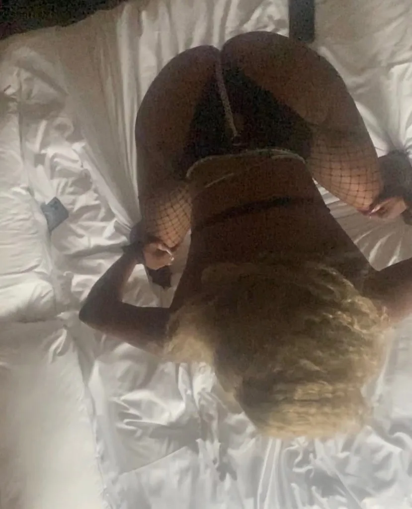 Fresh Or Funky Fit Or Fat Let me put you to work !!!!! 🤩🥰 - Photo 3 | Escort in Corinth