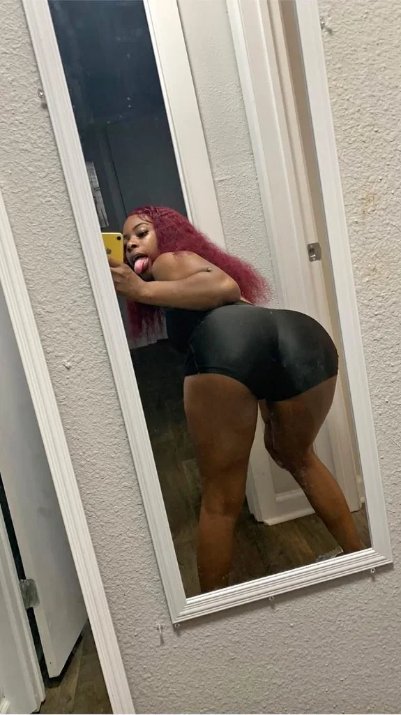 Thick and sexy - Photo 9 | Escort in Arlington
