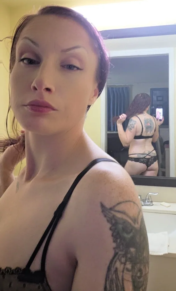 Petite, Sexy Redhead Waiting For You - Photo 5 | Escort in Arlington