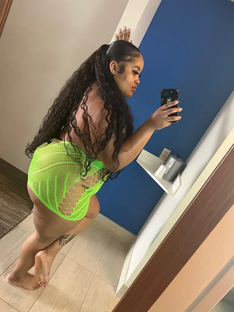 ⭐YOUR SILKY SOFT BBW CARAMEL HONEYPOT THICK THIGHS PRETTY EYES Incalls Outcalls & FaceTime Shows - Photo 11 | Escort in Waiting for you😘