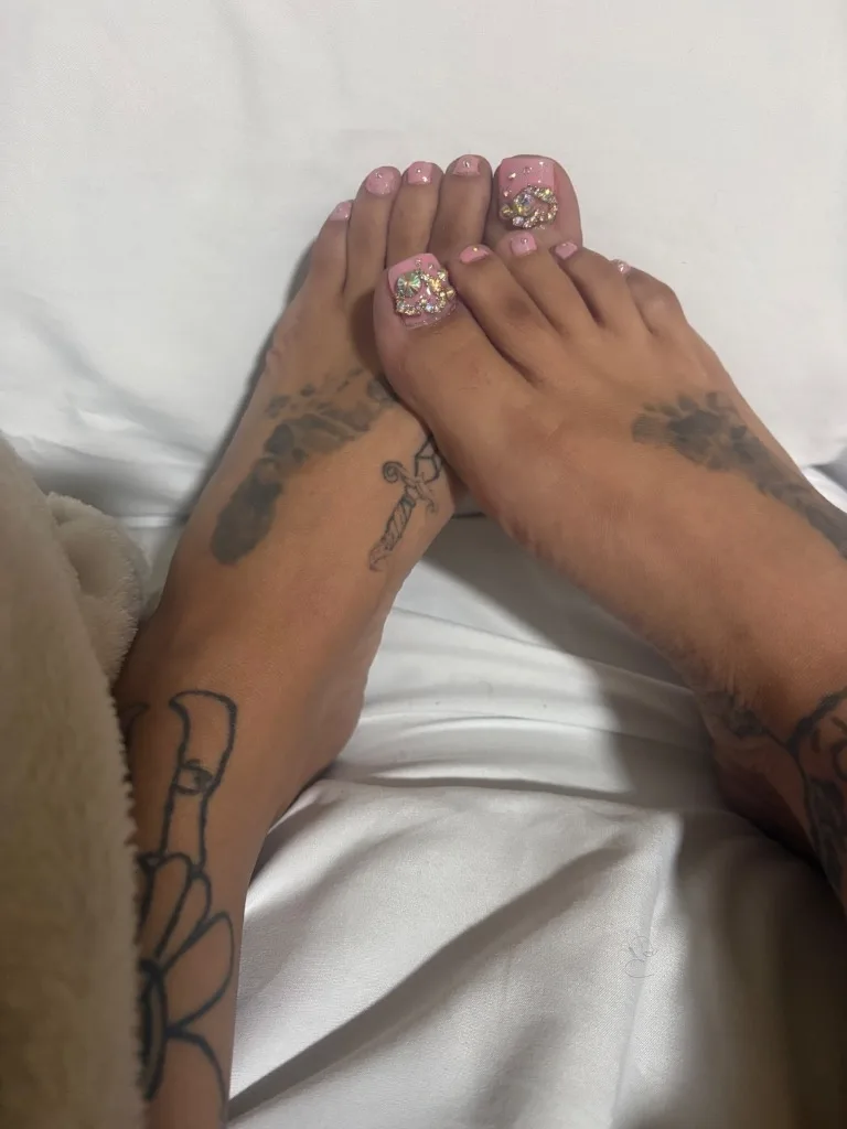 ITS ME ANGEL UR CURVY PUERTO RICAN COME HAVE SOME FUN EXTRA 💦💦🐱 EXTRA TIGHT 24/7 INCALL AND OUTCALL CAR PLAY 24/7 CONTENT AND LIVE SHOWS SO MUCH MORE