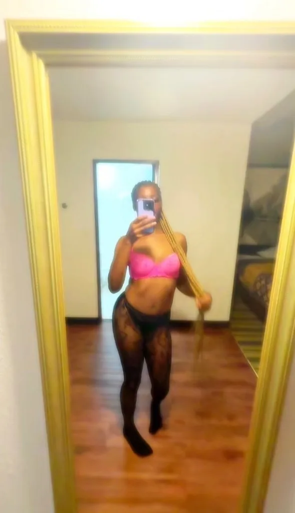 5 star experience that you’ll love - Photo 5 | Escort in Tidwell & homestead