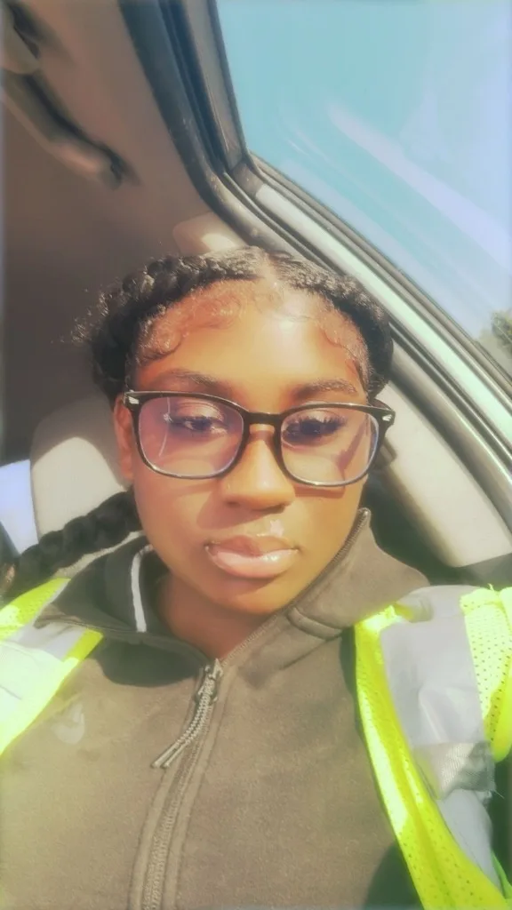 here to please you🩷😩
