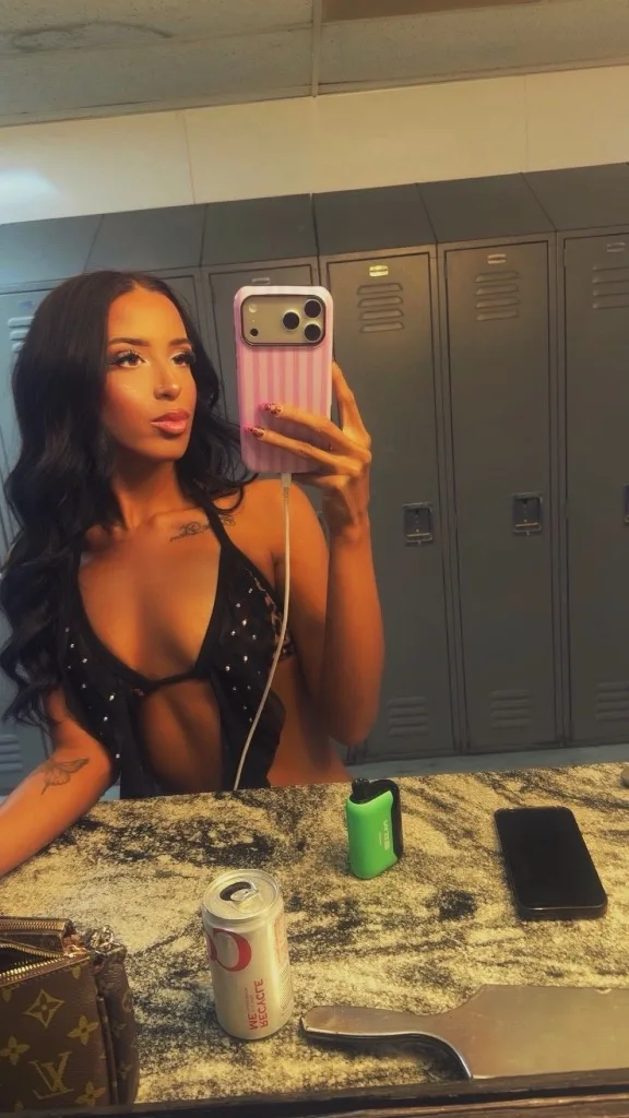 DALLAS Petite babe here to please you - Photo 5 | Escort in Dallas