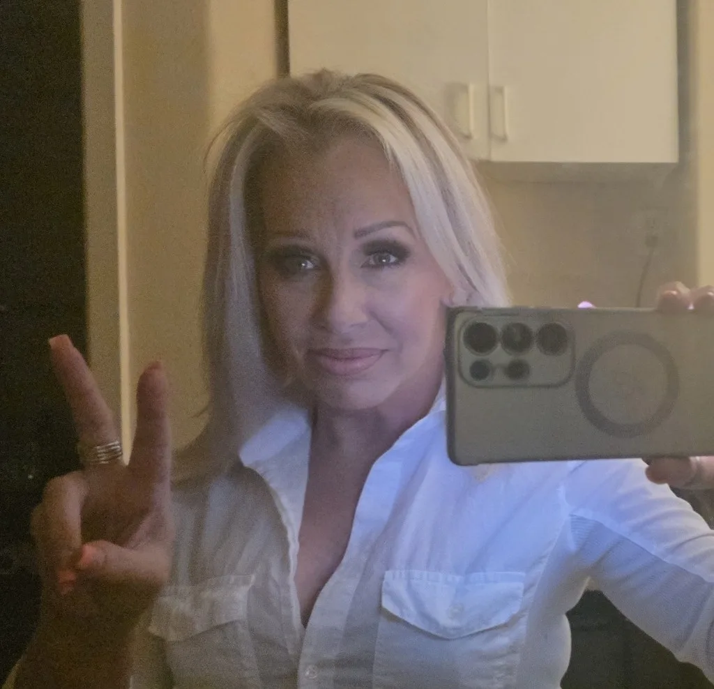 I FIXED MY PHONE NUMBER PROBLEM 🧡 - Photo 12 | Escort in Southwest