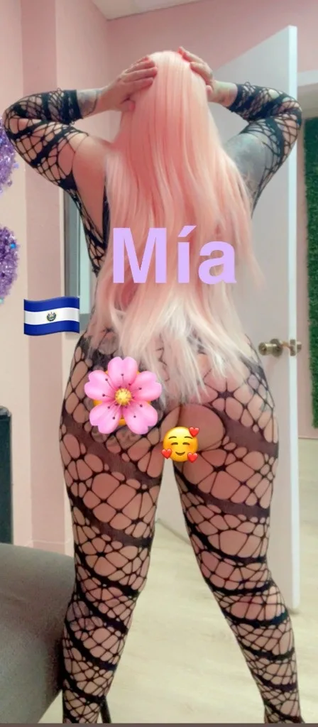LATINA CATRACHA 💥👅🫦