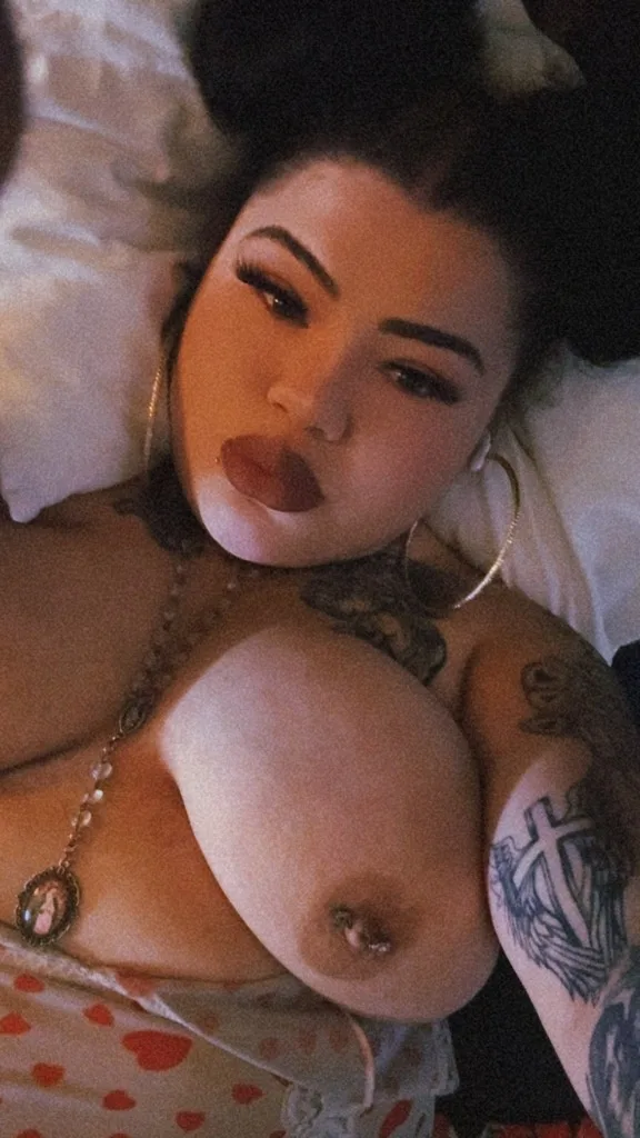 $100 qv special today only💕 Available now 🤩 sexy latina