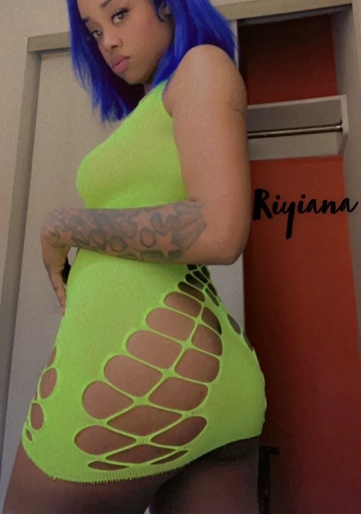 IM READY TO GET BONED IN ALL 3 OF MY HOLES - Photo 5 | Escort in 📍Incalls 📍Outcalls📍